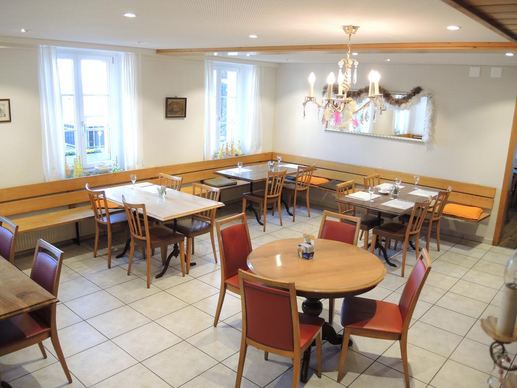 Hotel Restaurant Alpenblick Wolfisberg Esterno foto